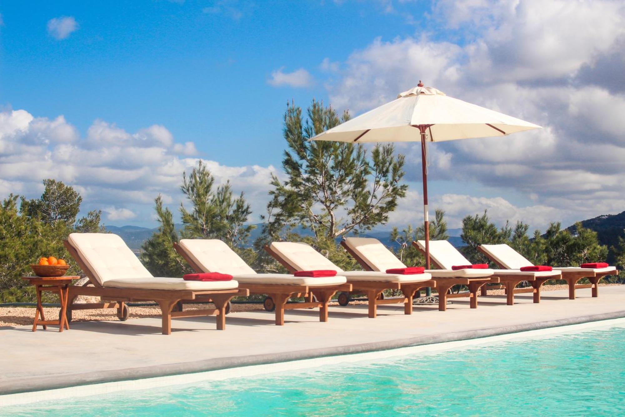San Josep 6-bed Sleeps 14 Pool & Sea View Villa
